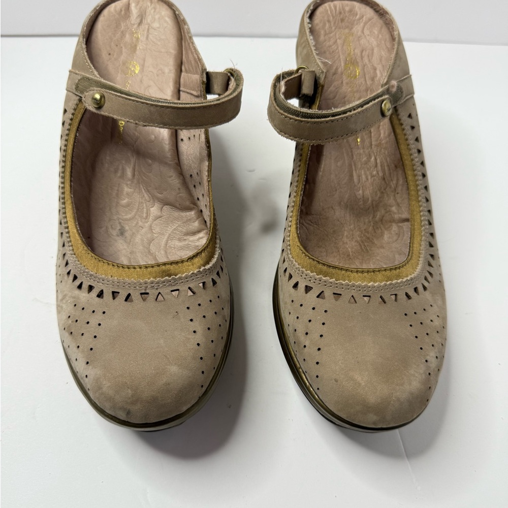 Jambu Tan Leather Mary Jane Women's Shoes Slip-On Wedge Comfort Size 11 - Picture 1 of 6